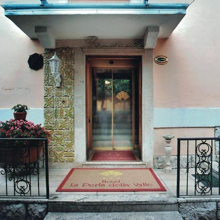 Albergo La Perla Civitella Roveto Luaran gambar